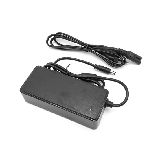 Chargeur 36V - 42V / 2A (connecteur DC 5.5 - 2.1mm) 2