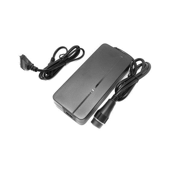 Chargeur batterie Yamaha intube 630Wh 42V 4A 3