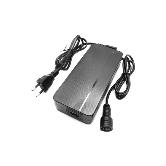 Chargeur GAZ 48V / 2A (3 broches) 2