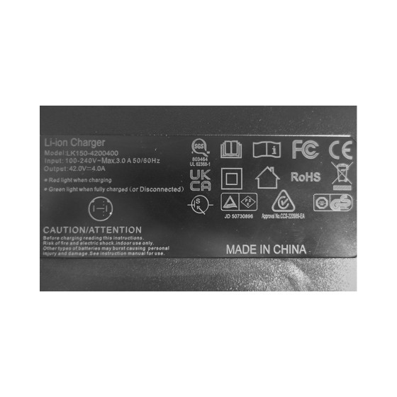 Chargeur Yamaha 42V / 4A (YMH500) 3